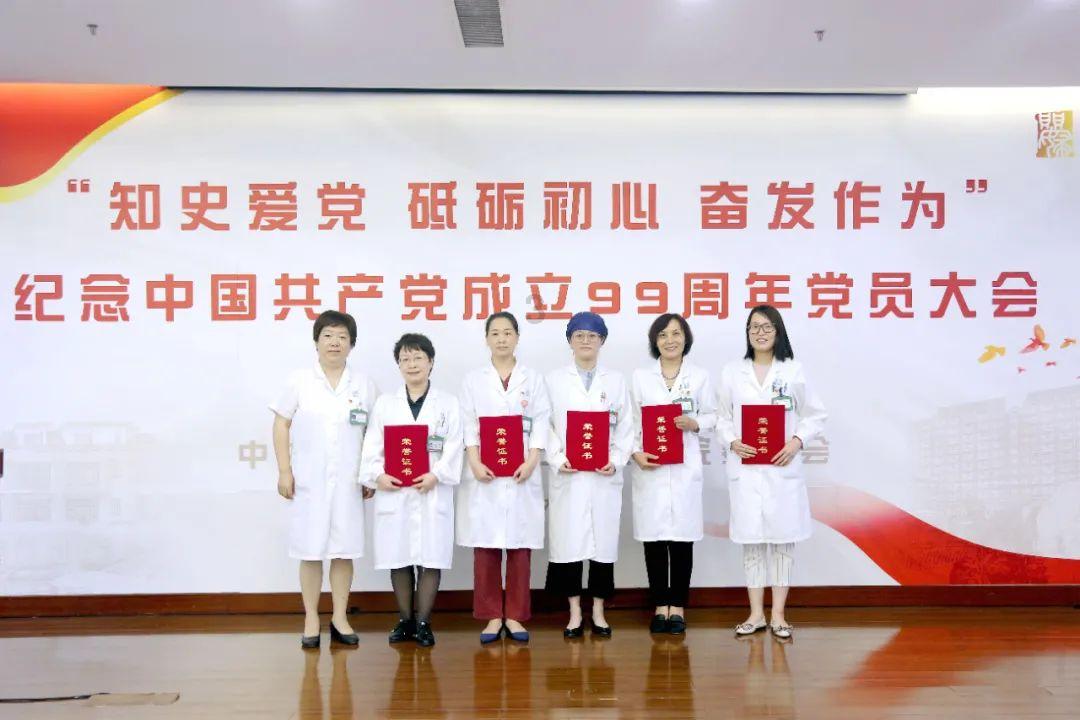 宝业路“消夜一条街”升级改造江南文商综合体南区封顶